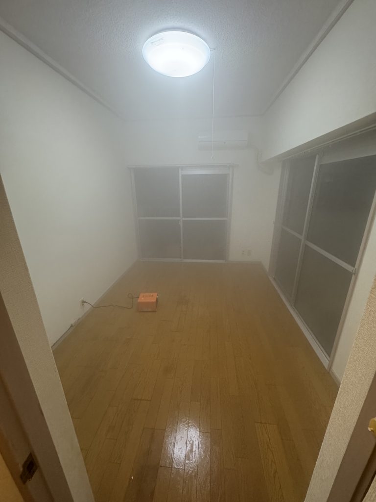 薬剤噴霧後は霧状になります